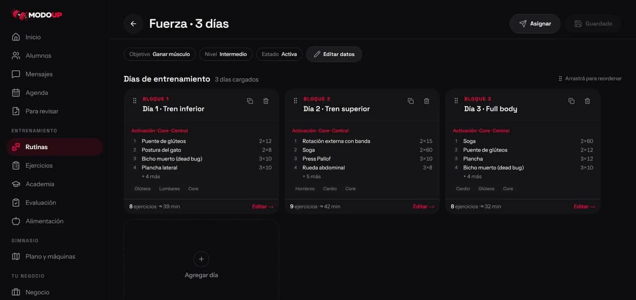 Editor de una rutina: datos generales, tarjetas de cada día y los botones Asignar y Guardar.